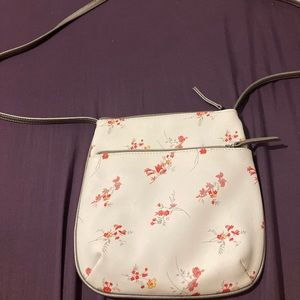 Reaction by Kenneth Cole travel bag